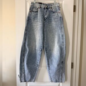 BLANKNYC Light Wash Barrel Jean